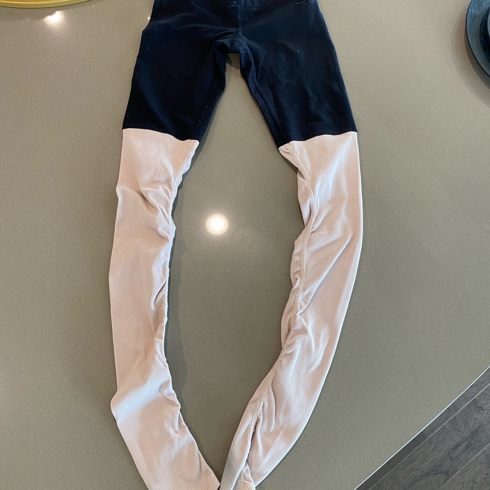 ALO YOGA High-Waist Goddess Leggings